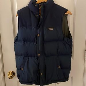 LLBean Men's Mountain Classic Down Vest Blue
